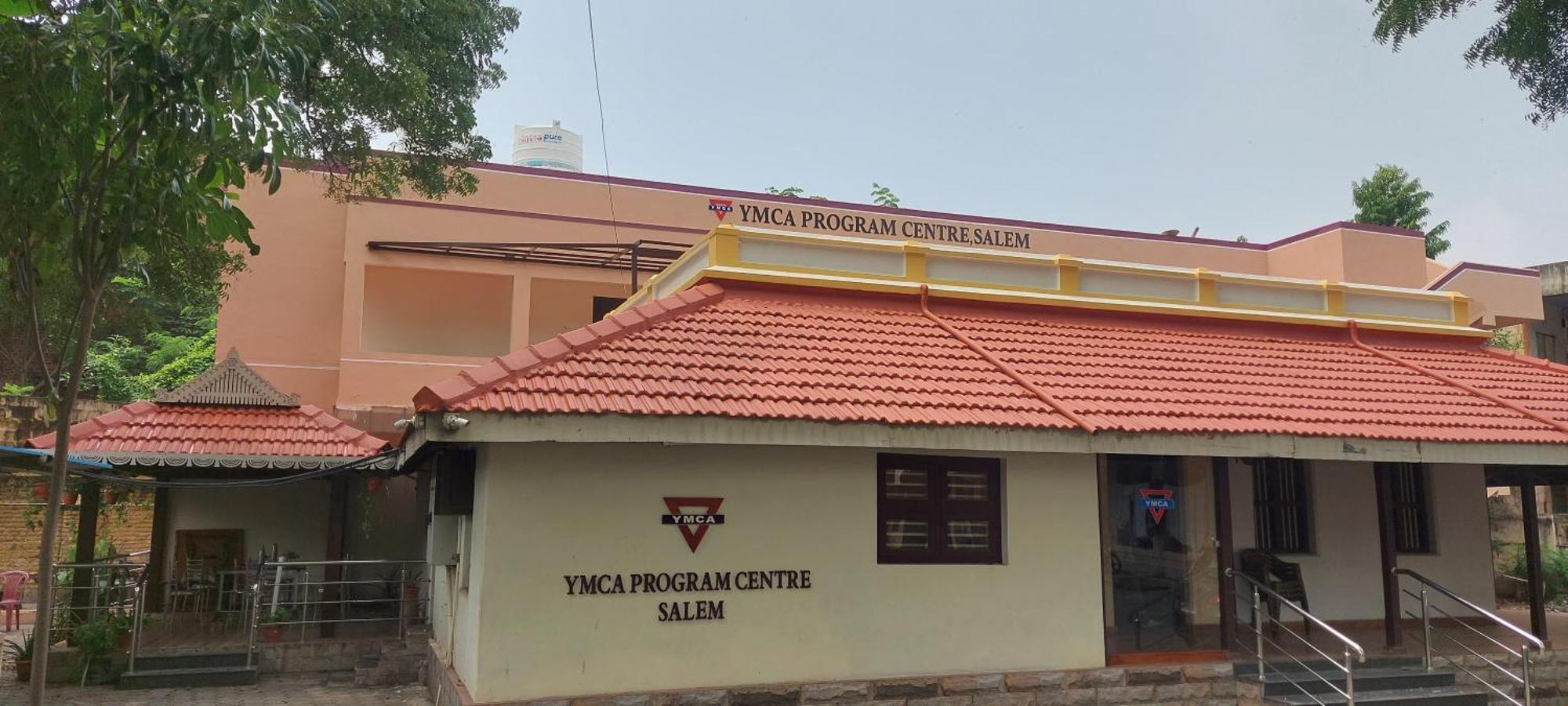 Ymca Program Centre 호텔 세일럼 외부 사진